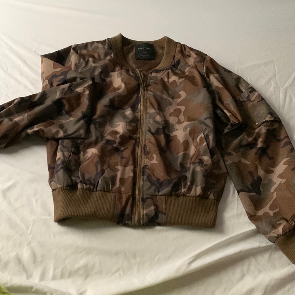 Windbreaker jacket